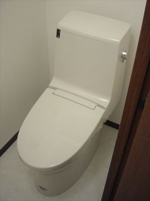 LIXIL アメージュZシャワートイレにお取替え LIXIL アメージュZシャワートイレにお取替え